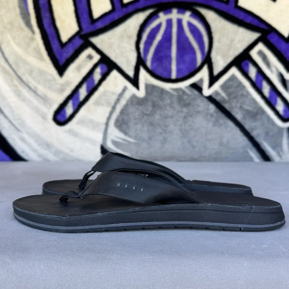 Size M8/W10 - Reef Ojai Classic‎ Flip Flop Sandal CJ6247 Black